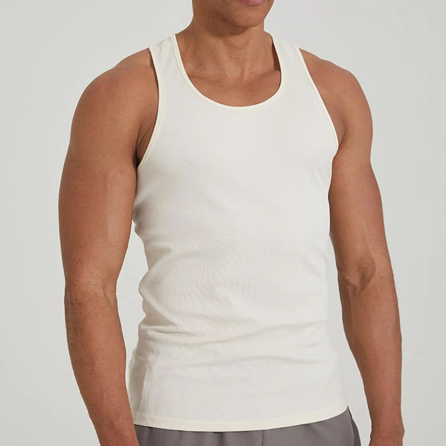 2025 Quick Dry Solid Color Tank Tops Men Sweat Wicking Muscle Shirts Stretchy Gym Wear for Jogging Outdoor Activities