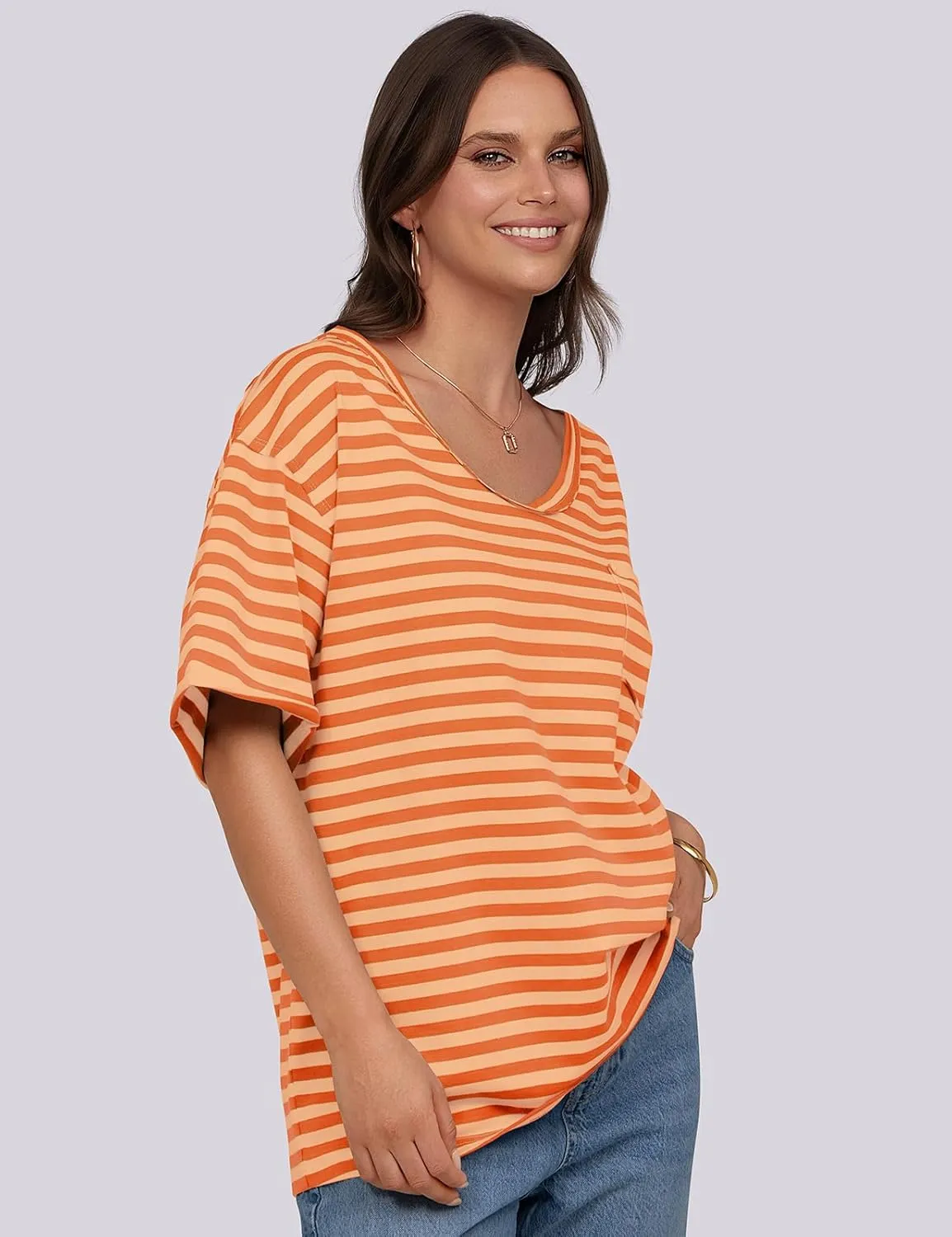 UEU Women Oversized Striped T Shirts Summer V Neck Short Sleeve Cotton Casual Loose Tops Tee Tshirts Trendy Fashion Clothes