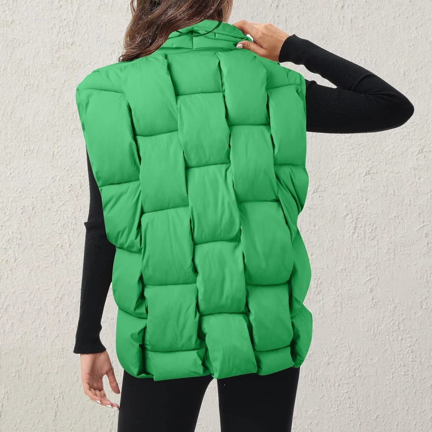 Womens Puffer Vest Oversized Down Jacket Stand Collar Lightweight Warm Winter Coat Sleeveless Zip Up Bubble Outwear