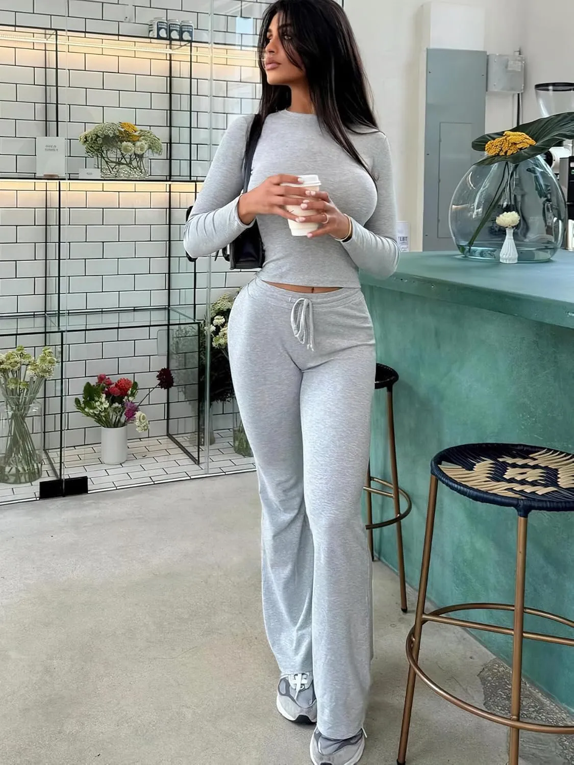 YEOREO Two Piece Sets for Women Long Sleeve Tops Lounge Set Drawstring Wide Leg Pants Ava Matching